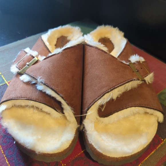 Maurices Ophelia Cognac Faux Fur Sandals Buckle Slip On Soft Size 8 NEW NWT - Picture 4 of 12